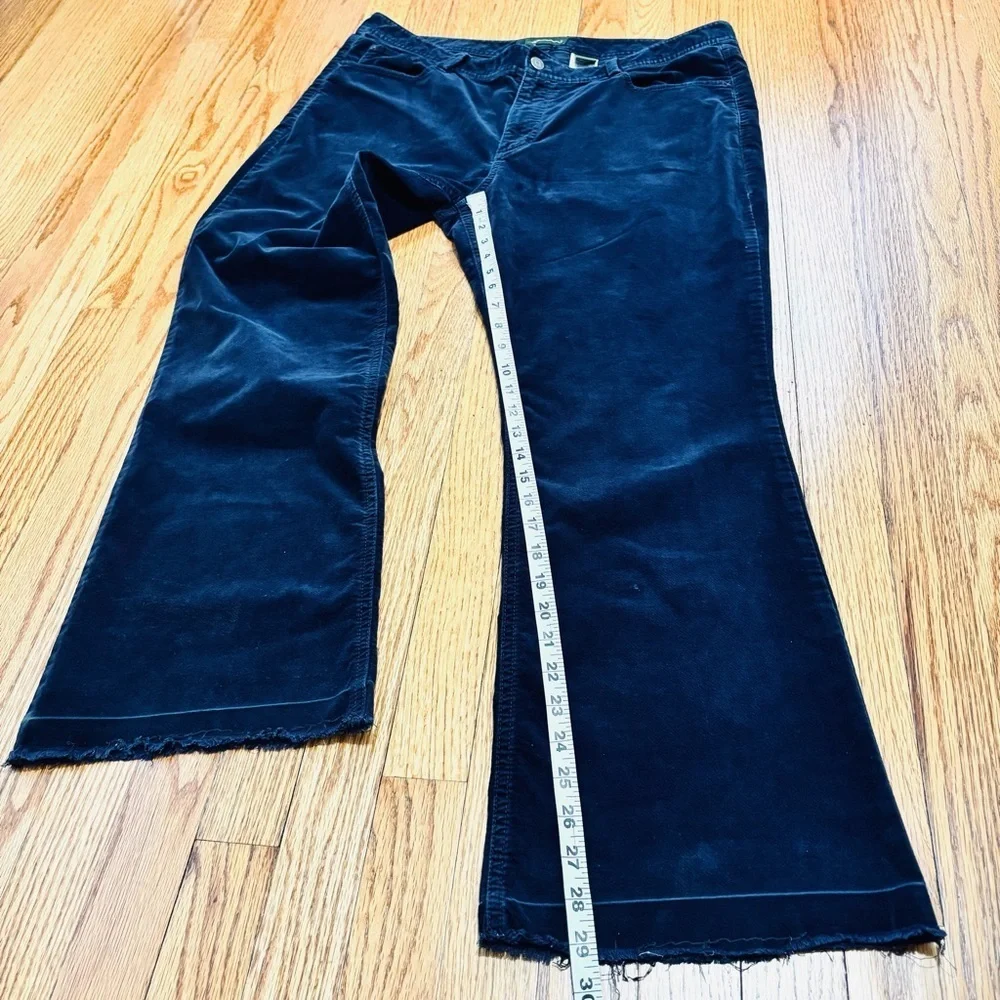 Vintage Eddie Bauer Cowgirl 16 High Rise Navy Raw Hem Flare Leg Corduroy Pants